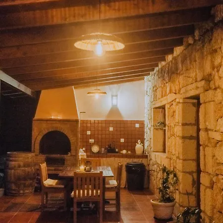 Beautiful Olive's Cave House Feriehus